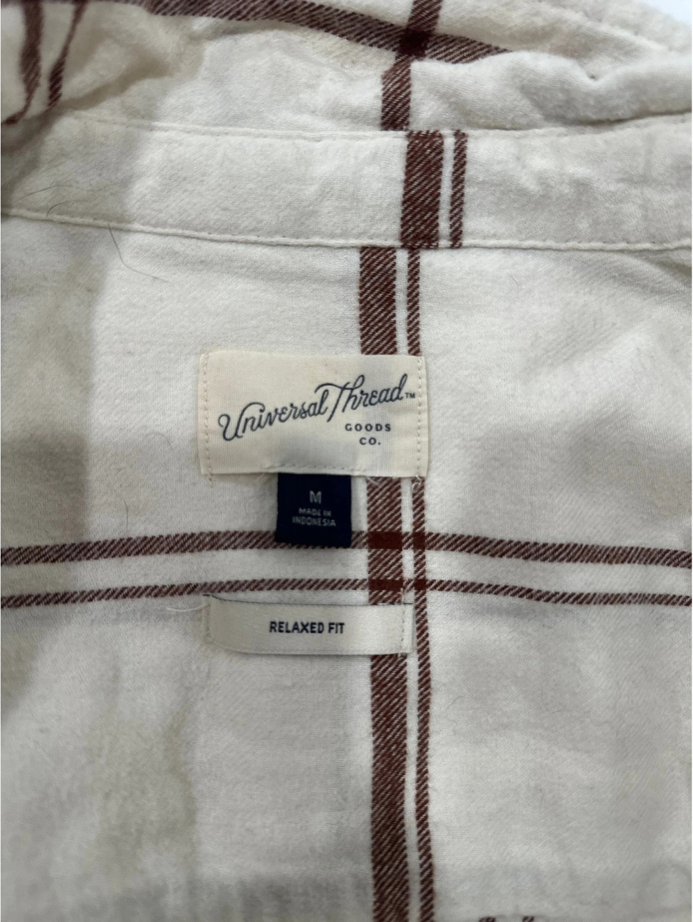 Universal Thread Flannel - Picture 2 of 4